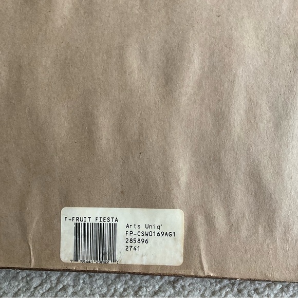 Elegant Blue and Gold Framed Still Life Art - Picture 5 of 5